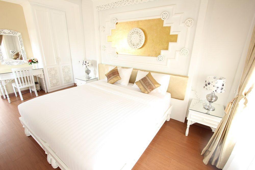 Hotel Ratchiangsaen Flora House Chiang Mai Zewnętrze zdjęcie